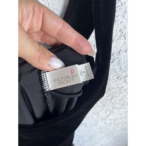Victoria’s Secret Velvet Shorts Romper - Size M - Black - Picture 5 of 7